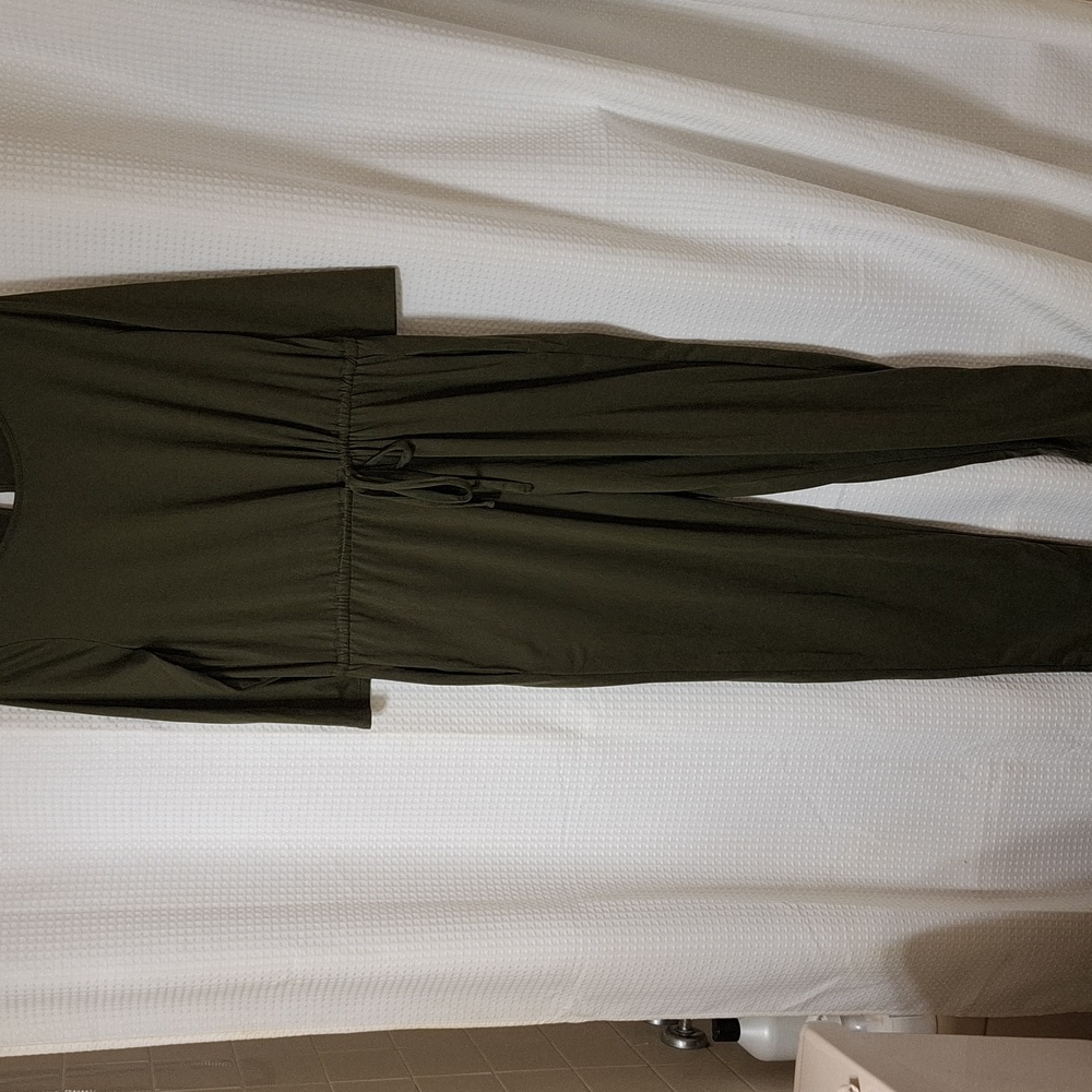 Lulu's Dark Olive Green Jumpsuit Size Medium